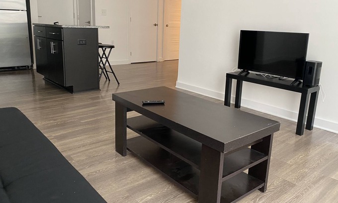 Derwood Apartment | Cozy home minutes away from the metro!