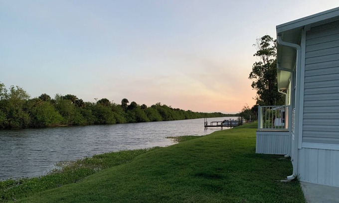 Lakeport House | Cozy home on canal. Get out your poles and stay a while!