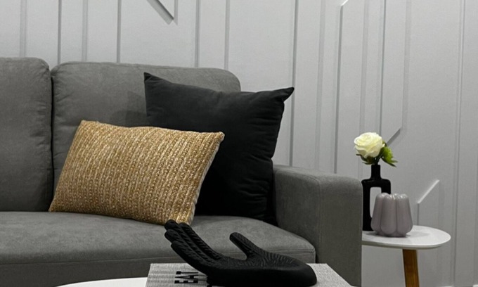 Winnipeg House | Cozy Home - Winnipeg Airport, Downtown & Polo Park