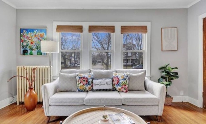 Charlotte House | Cozy home with office walking distance to beach
