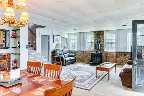 Fulton House | Cozy Home with Yard Steps to Mississippi River