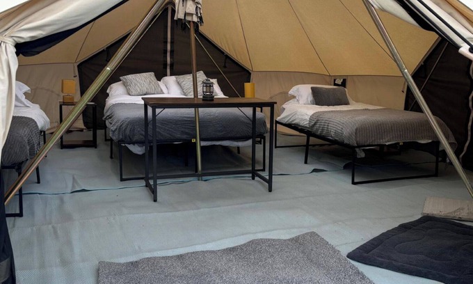 Llanfairpwllgwyngyll Cabin | Cozy Hot Tent with Log Burner & Hot Tub Right Tent