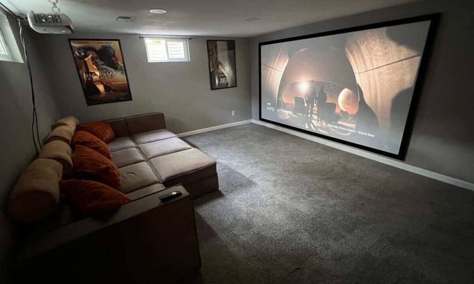 Allendale Area House | Cozy Hot Tub Escape | Pool Table & Home Theater