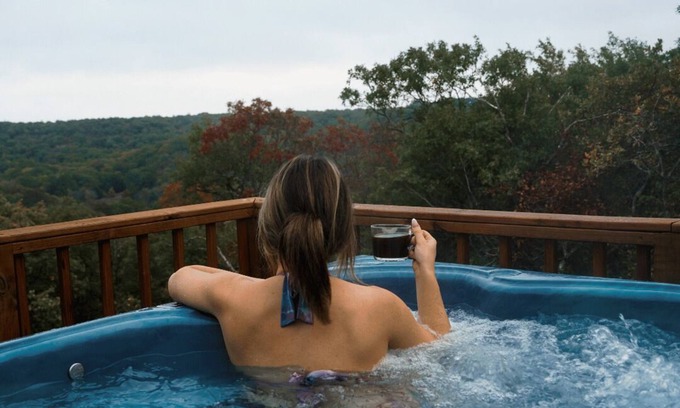 Muenster House | Cozy house close to wineries; hot tub; amazing views of Red River Valley