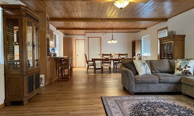 Big Bear Lake House | Cozy House in Big Bear Lake
