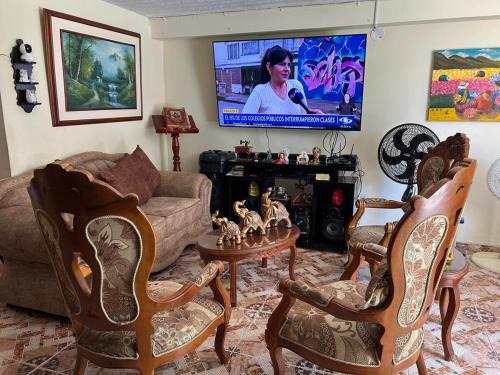 Guadalajara de Buga House | cozy house in Buga Valle