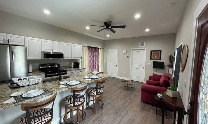 Kissimmee House | Cozy house in central Florida close to MCO Orlando International Airport