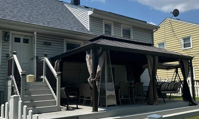Clifton House | Cozy house in enjoyable Clifton with WiFi, AC only one room Bedroom #1