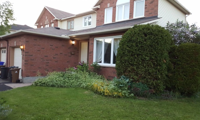 Aylmer House | Cozy house in residential neighbourhood 15 minutes from Ottawa downtown
