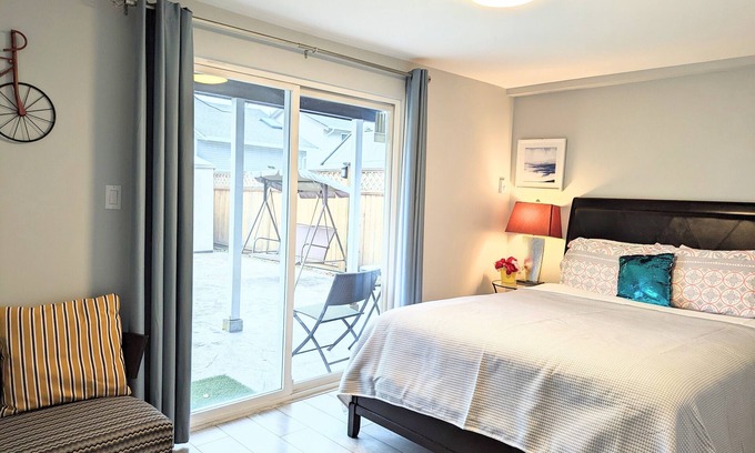 Steveston House | Cozy House Near StevestonVillage in Richmond