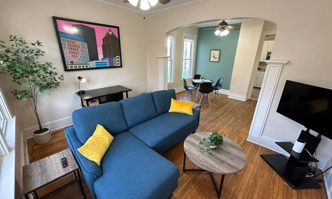 Corn Hill House | Cozy House - Near Strong & RGH