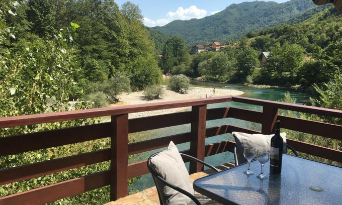 Konjic House | Cozy house next to river Neretva in nature