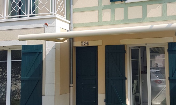 Port Guillaume House | Cozy house of 50 m2 with south west walled garden in Port-Guillaume