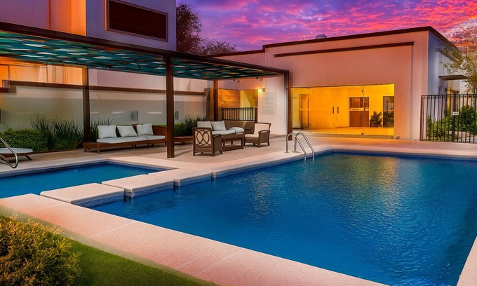 Hermosillo House | Cozy House! Safe and Family Zone, 5 min. Airport and Consulate.