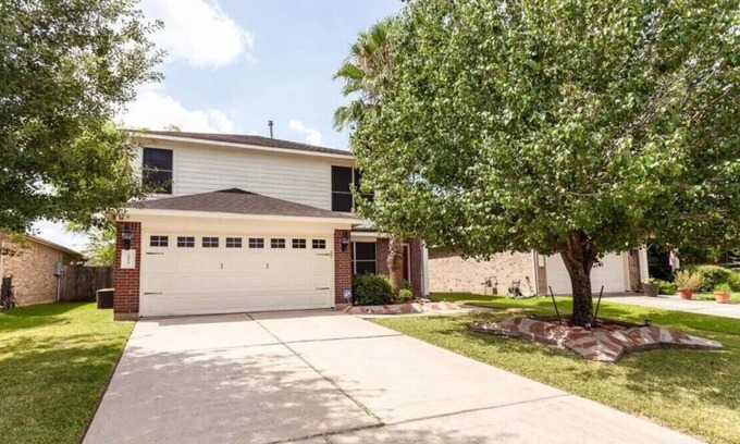 Spring House | Cozy House w/game Room Near The Woodlands, Nice Neighborhood