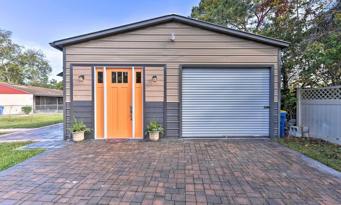 Northside Apartment | Cozy Jacksonville Studio - 10 Miles to Downtown!