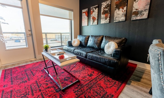 Rowlett Apartment | Cozy King Bed Suite Near the lake. Free Parking & W/D - B