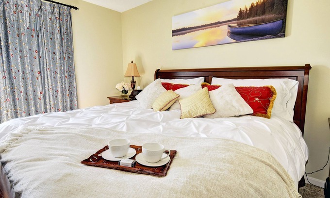 Taylorsville House | Cozy KY Escape with Hot Tub near the Bourbon Trail