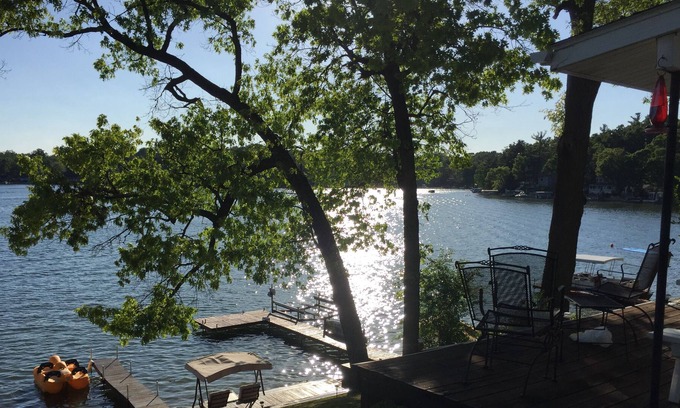 Rockford Cottage | Cozy Lake Cottage in Rockford