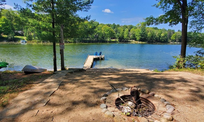 Kalkaska Cabin | Cozy lake front cabin on 6 private acres