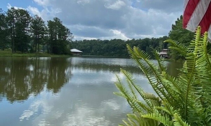 Ashville Cottage | Cozy Lake refuge to relax and restore!