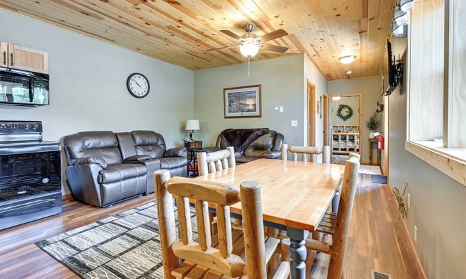Lake Wissota Cottage | Cozy Lake Wissota Escape w/Community Dock!