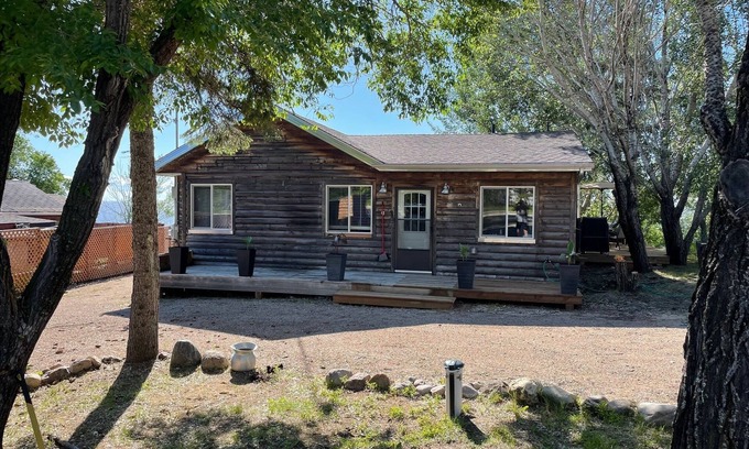 Lester Beach Cottage | Cozy Lakeside Cabin with easy access to beach and awesome sunsets!