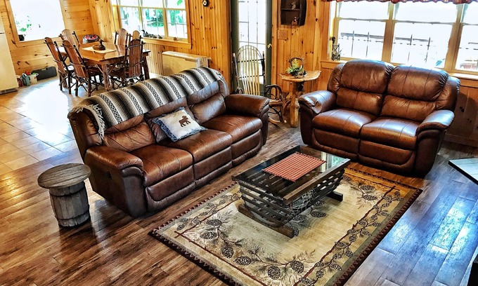Sinclair Cabin | Cozy Lakeside Retreat Loaded with Amenities & Nearby Trail Access!