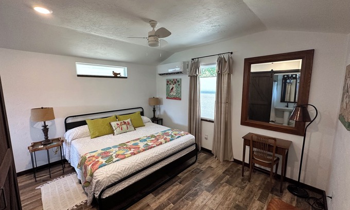 Afton Cabin | Cozy Lakeview Cabin, Boat Parking, Breathtaking Lake View, One Hour from Tulsa