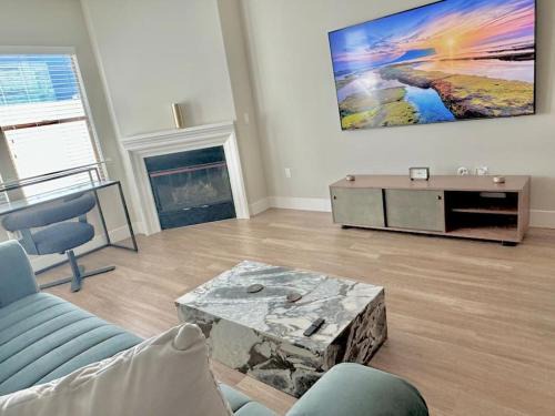 Westwood Apartment | Cozy Large 1 Bedroom Condo by UCLA