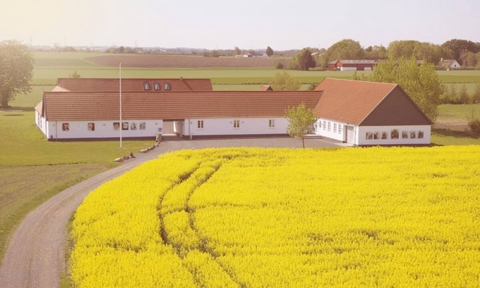 Slagelse House | Cozy large villa near beach, Slagelse, Viking castle Trelleborg and more.