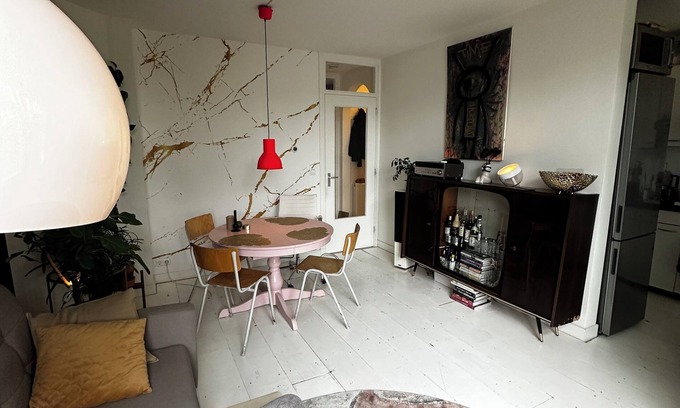 Amsterdam West Apartment | Cozy & light apartment in Amsterdam West