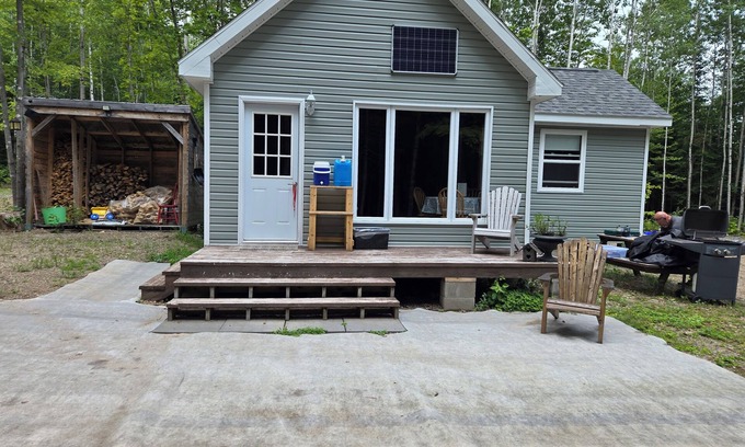 Gloucester County Cabin | Cozy little cabin in the woods.
