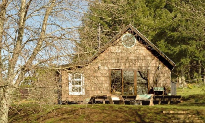 Frutillar Cottage | Cozy little house surrounded by fruit trees in a private condominium.
