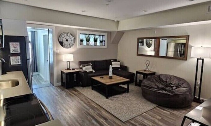 Trinidad Apartment | Cozy Living, conveniently located close to city nightlife and touring.