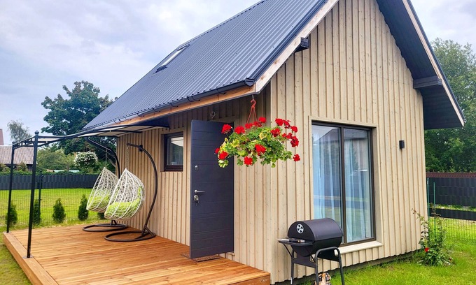 Sigulda Cabin | Cozy lodge in charming Sigulda with FREE-WiFi, private tarritory and grill