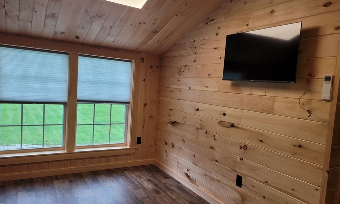 Aroostook Cabin | Cozy lodge room #2