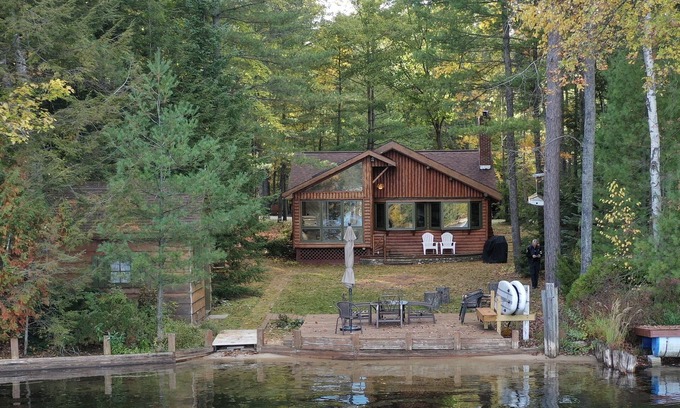 Gaylord Cabin | Cozy Log Cabin on Beautiful Lake in Northern Michigan