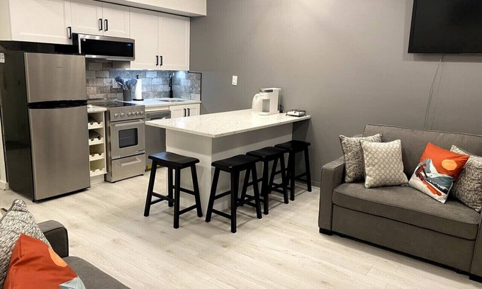 Lincoln Condo | Cozy Loon Mnt Escape: Free shuttle, Pool, River/Mnt views