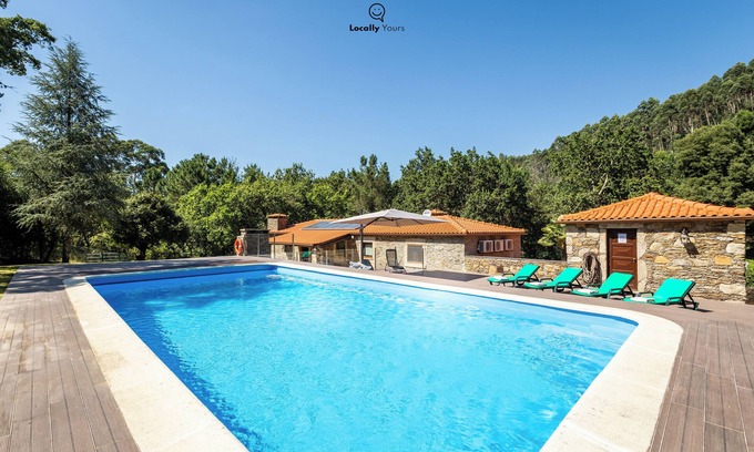 Orbacem Villa | Cozy luxarious villa to spend days with Family and Friends