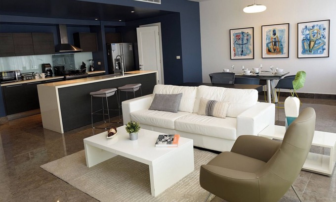 Calidonia Condo | Cozy Luxury Condo w/fitness room, WiFi in enchanting Panamá