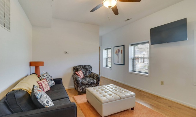 Marlinton Apartment | Cozy Marlinton Vacation Rental: Downtown Location!