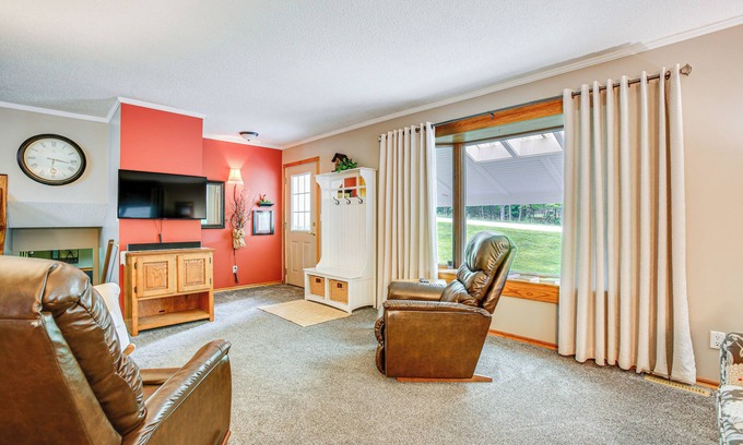 Interlochen House | Cozy Michigan Retreat Near Sleeping Bear Dunes!