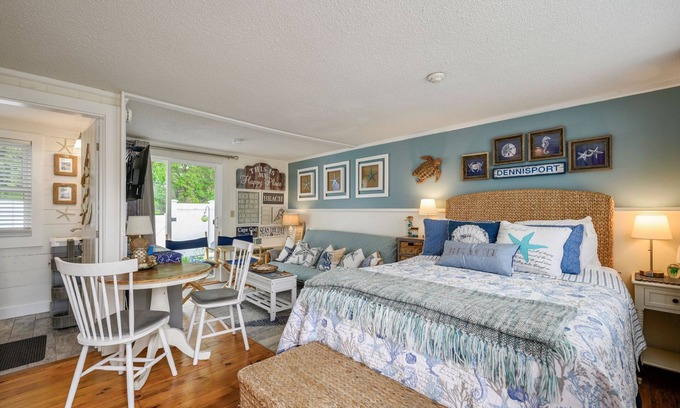 Dennis Port Condo | Cozy Mid-Cape Studio Steps to the Beach