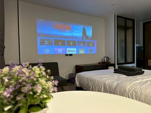 Ratchathewi Apartment | Cozy Mini Theatre - Victory Monument - 3 pax