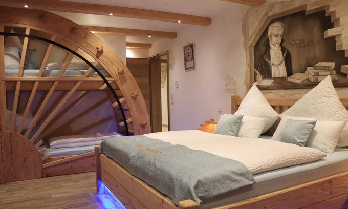Vilsbiburg Apartment | Cozy minister chalet (34sqm) with south-facing balcony