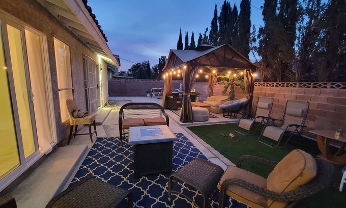Las Vegas House | Cozy mins from everything for business/pleasure with heated pool/spa!