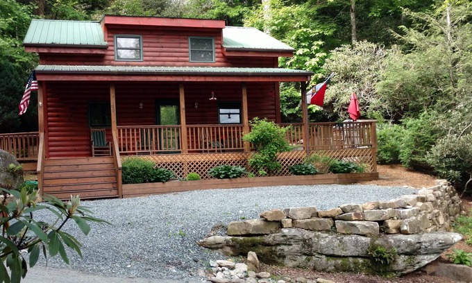 Mill Ridge House | Cozy mnt cabin centrally located in the High Country!