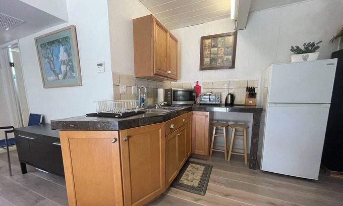 Centerville Apartment | Cozy modern 1Bed/1Bath studio in Fremont