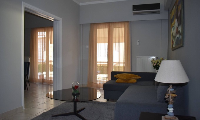 Kaisariani Apartment | Cozy & Modern 2BR apartment in Kaisariani